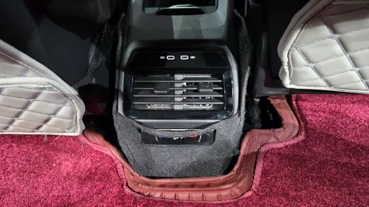 Volkswagen ID.4 2023 19