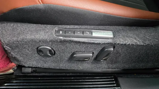 Volkswagen ID.4 2023 32