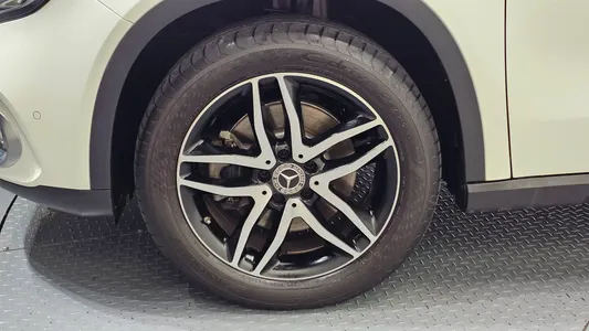 Mercedes-Benz GLA-Class X156 GLA220 2019 5