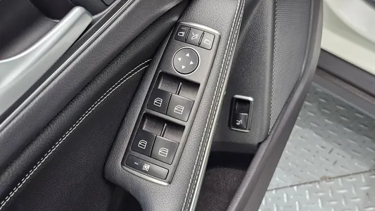 Mercedes-Benz GLA-Class X156 GLA220 2019 17