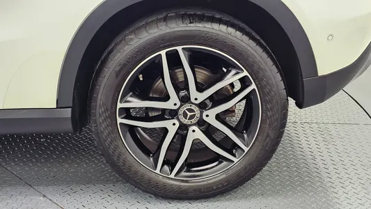 Mercedes-Benz GLA-Class X156 GLA220 2019 21