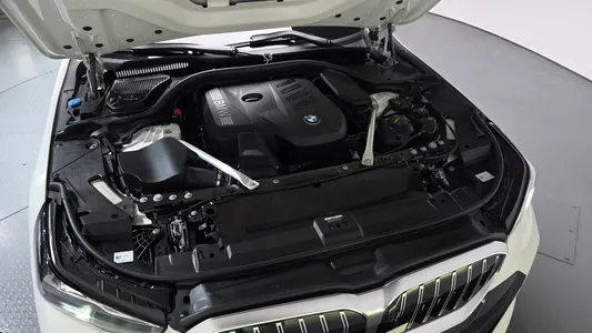 BMW 5 Series (G60) 530i xDrive M 2025 5