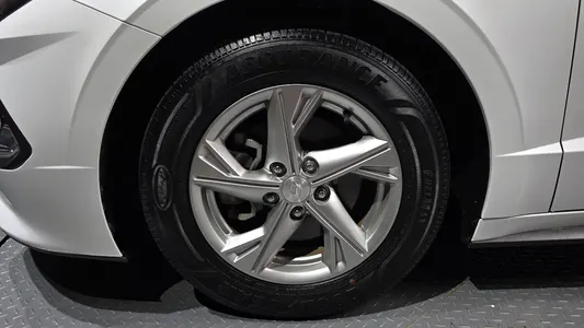 Hyundai (DN8) 2.0 LPG() 2020 4