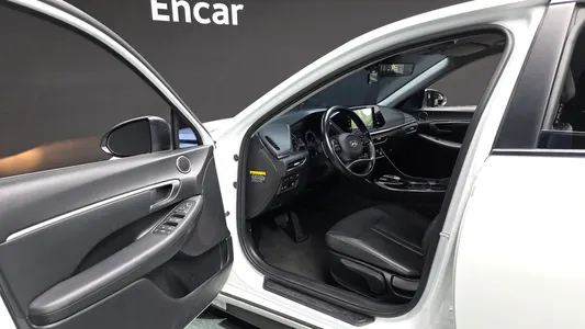 Hyundai (DN8) 2.0 LPG() 2020 9