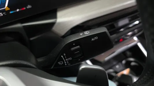 BMW 3 Series (G20) 320i 2025 18