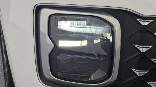 Hyundai (GN7) 2023 22