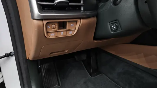 Hyundai (GN7) 2023 40