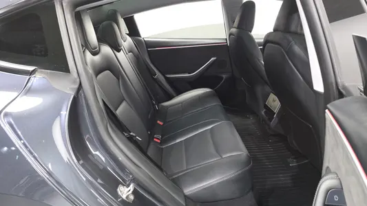 Tesla 3 AWD 2024 12
