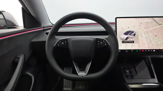 Tesla 3 AWD 2024 13