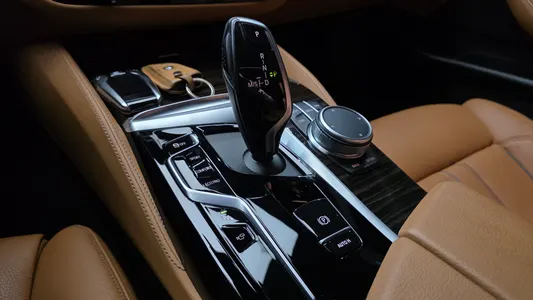 BMW 5 Series (G30) 520i M 2021 9