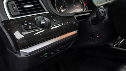 BMW 5 Series GT (F07) GT ED Edition 2016 13