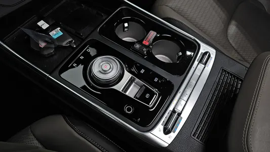 Kia 4 HEV 9 2024 9