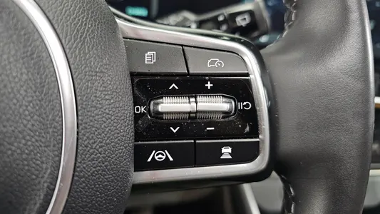 Kia 4 HEV 9 2024 34