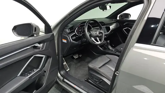 Audi Q3 (F3) 35 TDI 2020 9