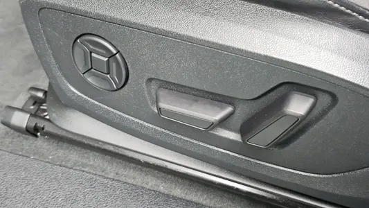 Audi Q3 (F3) 35 TDI 2020 18
