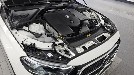 Mercedes-Benz E-Class W214 E300 4MATIC AMG Line 2025 6