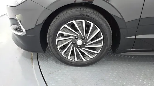Hyundai (DN8) 2021 5