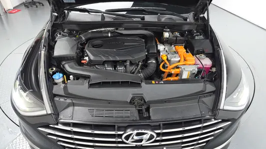 Hyundai (DN8) 2021 6
