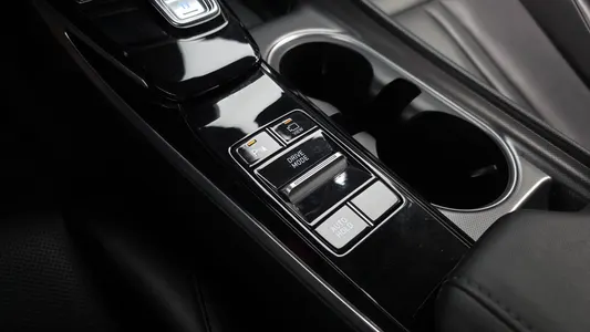 Hyundai (DN8) 2021 29