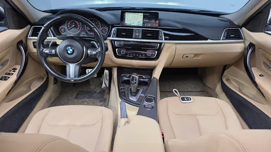 BMW 3 Series (F30) 320d 2015 6