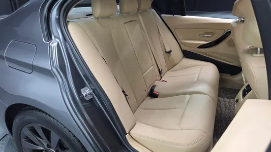 BMW 3 Series (F30) 320d 2015 10