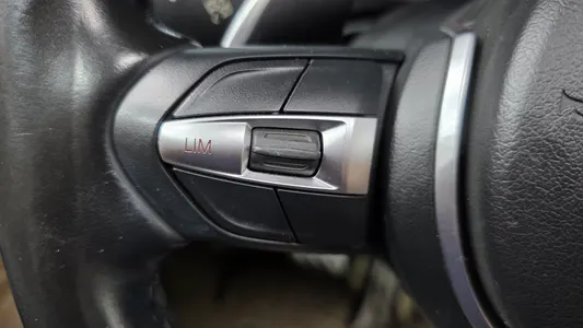 BMW 3 Series (F30) 320d 2015 18