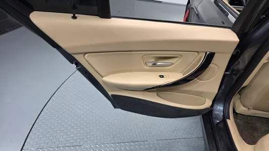 BMW 3 Series (F30) 320d 2015 25