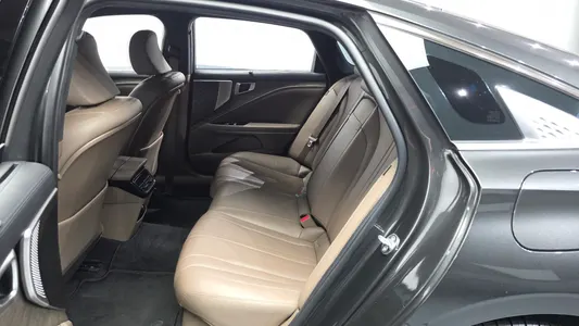 Kia K8 2023 27