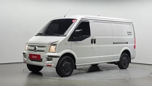 C35 EV 2 2023