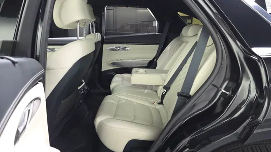 Genesis GV70 e-AWD 2023 11