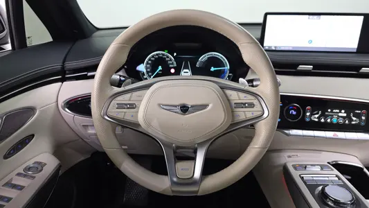 Genesis GV70 e-AWD 2023 13