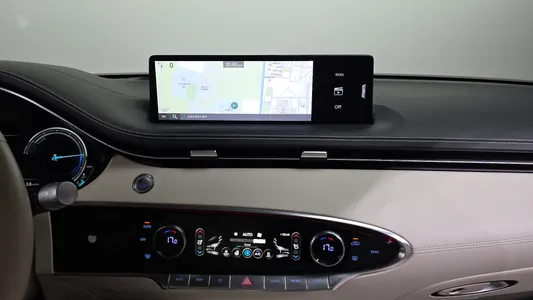 Genesis GV70 e-AWD 2023 14