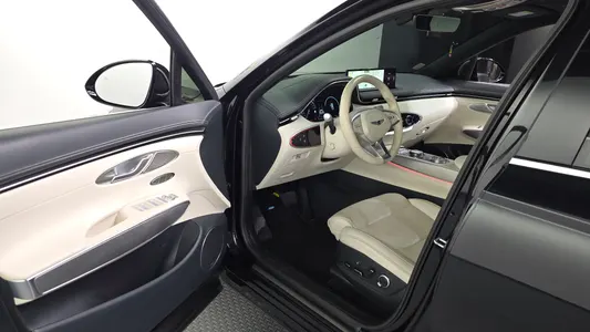 Genesis GV70 e-AWD 2023 10