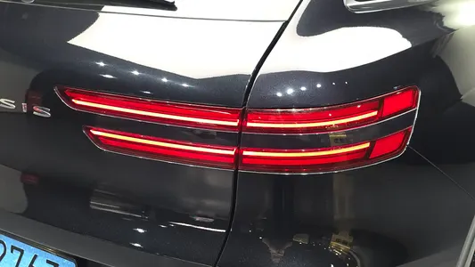 Genesis GV70 e-AWD 2023 23