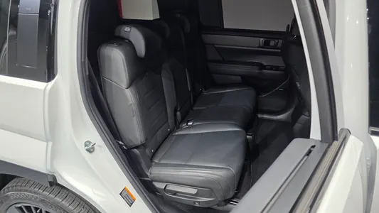 Hyundai (MX5) HEV 1.6 4WD 2024 12