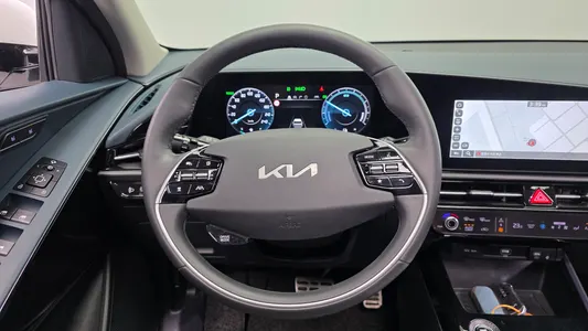 Kia 디 니로 2022 13