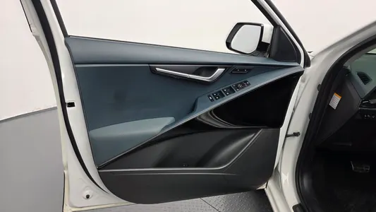 Kia 디 니로 2022 24