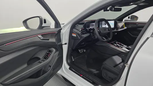 Audi A6 (C9) 40 TFSI S Line 2026 10