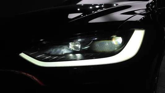 Tesla X 2023 22