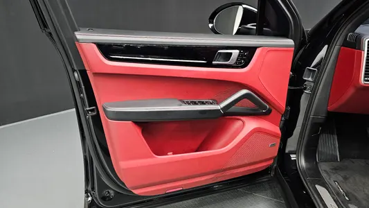Porsche (PO536) 3.0 2019 24