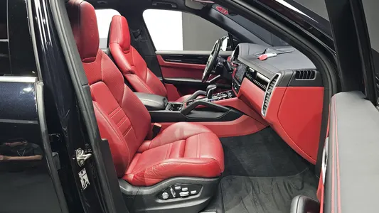Porsche (PO536) 3.0 2019 26