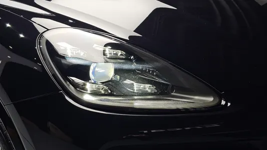 Porsche (PO536) 3.0 2019 22