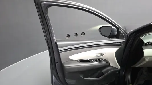 Hyundai (NX4) 2WD 2023 25