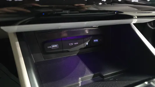 Hyundai (NX4) 2WD 2023 27