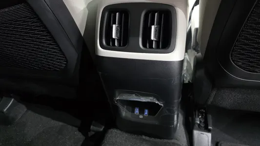 Hyundai (NX4) 2WD 2023 32