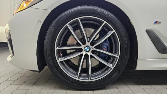 BMW 5 Series (G30) 520i M 2020 4