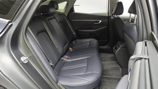 Hyundai (DN8) 2024 11