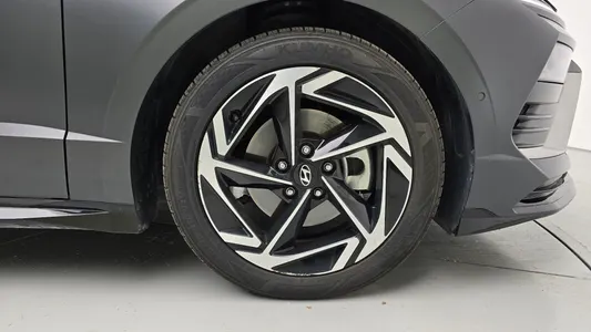 Hyundai (DN8) 2024 21