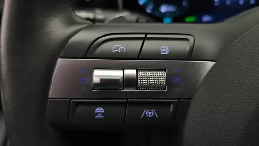 Hyundai (DN8) 2024 28