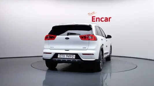 Kia Niro 2017 4